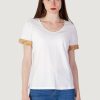 Donna Alviero Martini Prima Classe | T-Shirt Alviero Martini Prima Classe C/Risvolti Panna