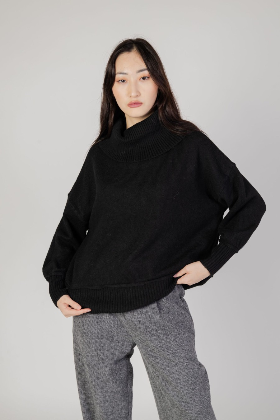 Donna Only | Dolcevita Only Onlhazel Ls Cowlneck Bf Knt Nero