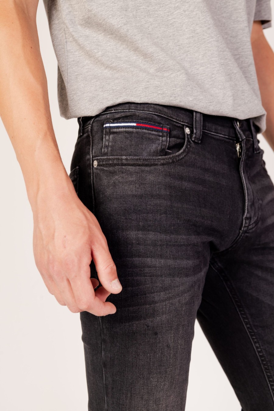 Uomo Tommy Hilfiger | Jeans Slim Tommy Hilfiger Scanton Cg1285 Nero