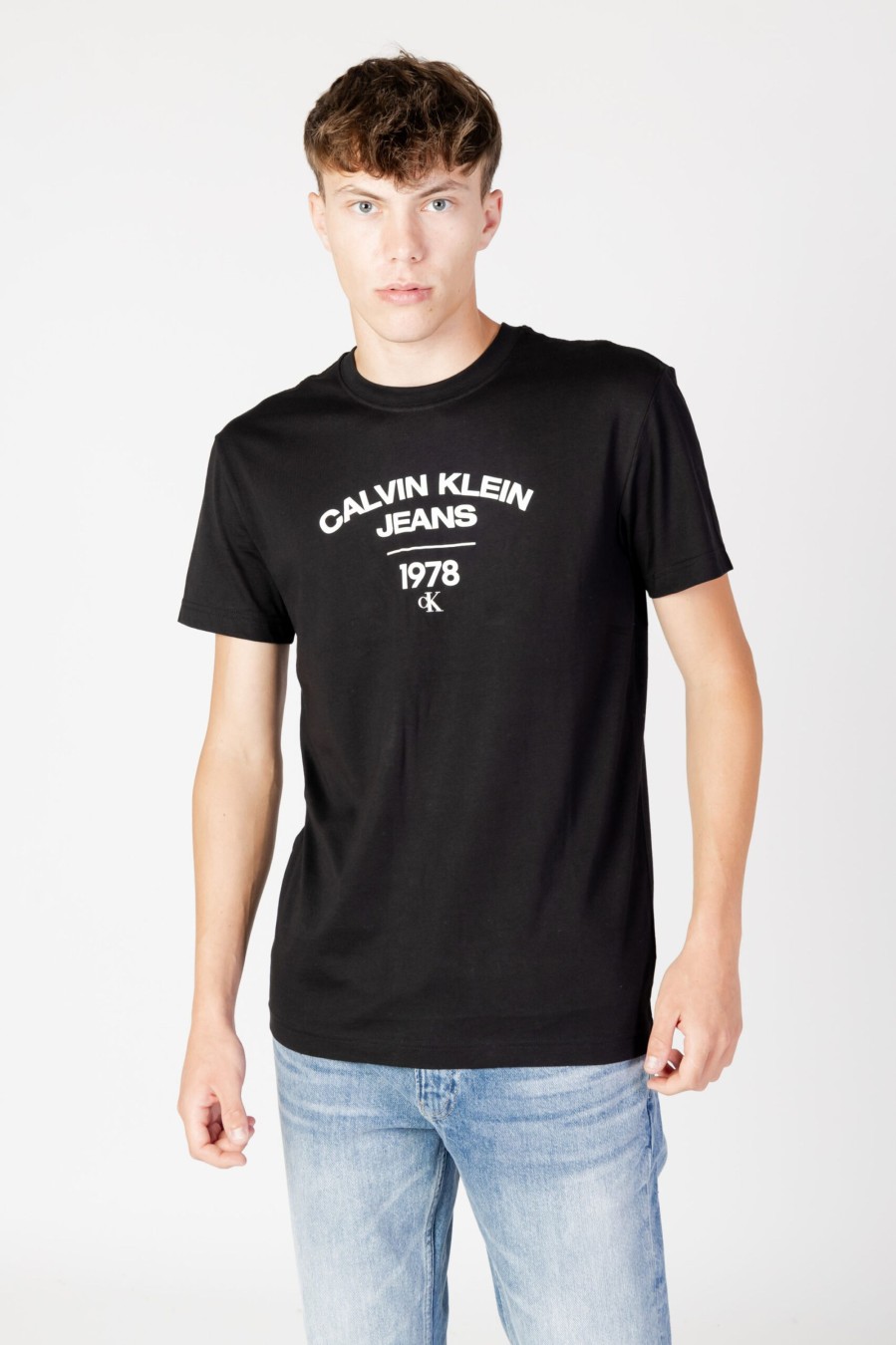 Uomo Calvin Klein | T-Shirt Calvin Klein Varsity Curve Logo T Nero