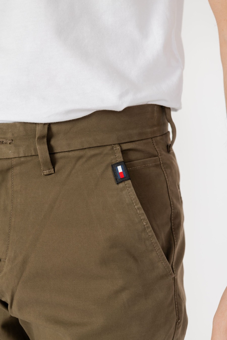 Uomo Tommy Hilfiger | Pantaloni Tapered Tommy Hilfiger Austin Chino Verde Oliva