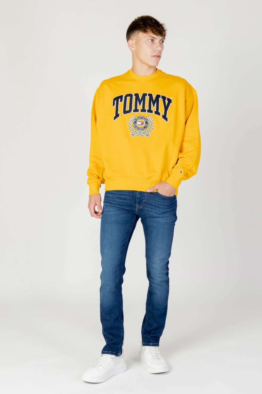 Uomo Tommy Hilfiger | Felpa Senza Cappuccio Tommy Hilfiger Tjm Boxy College Giallo