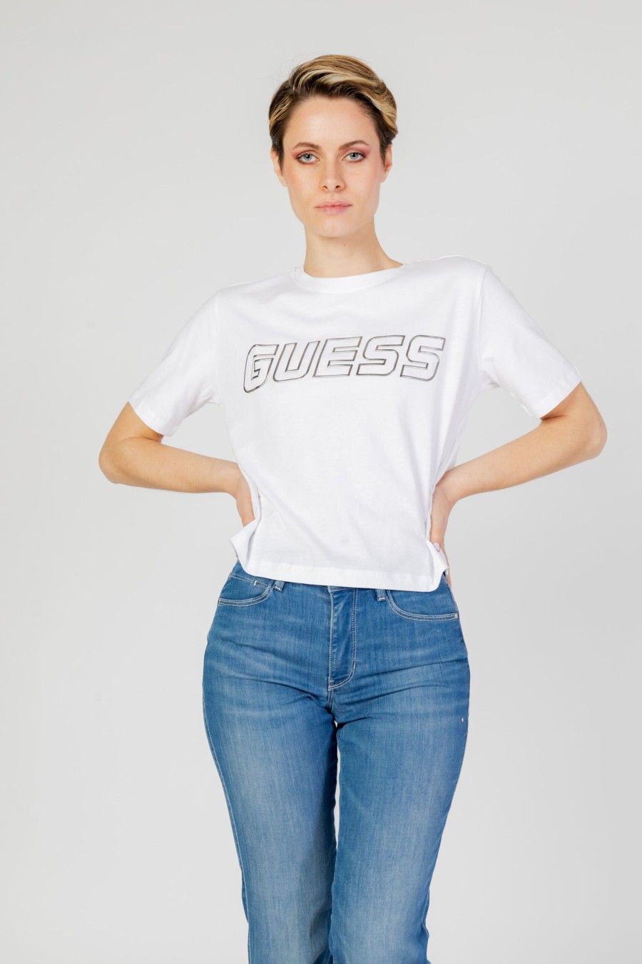 Donna Guess | T-Shirt Guess Active Kiara Ss Bianco