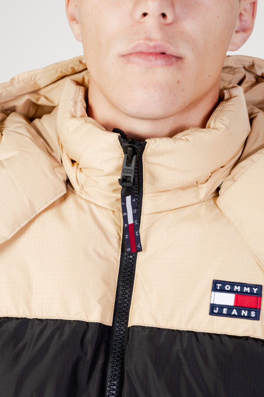 Uomo Tommy Hilfiger | Piumino Tommy Hilfiger Tjm Alaska Colorblock Nero