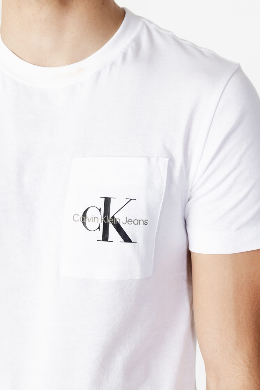 Uomo Calvin Klein | T-Shirt Calvin Klein Core Monologo Pocket Slim Tee Bianco