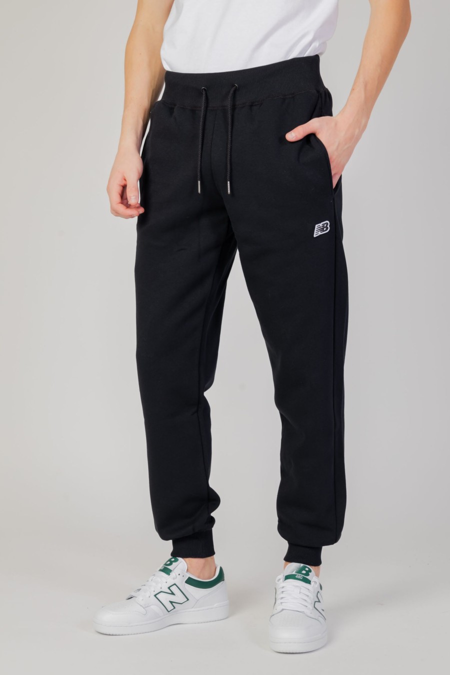 Uomo New Balance | Pantaloni Sportivi New Balance 23600 Nero